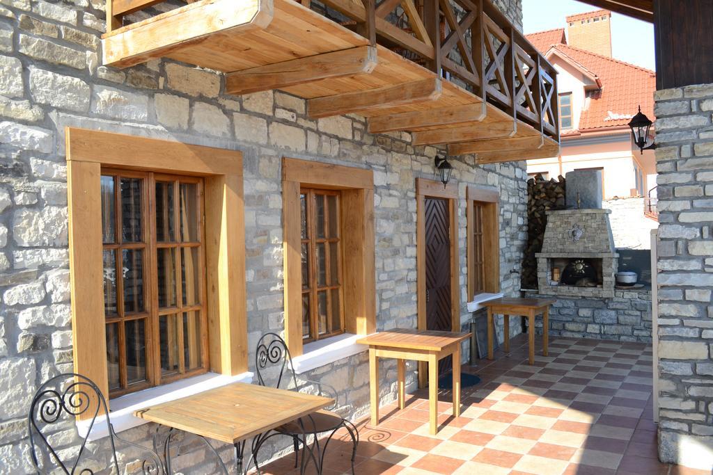 Guesthouse Grand Canyon คาเมียเนตส์-โปดิลสกี ภายนอก รูปภาพ